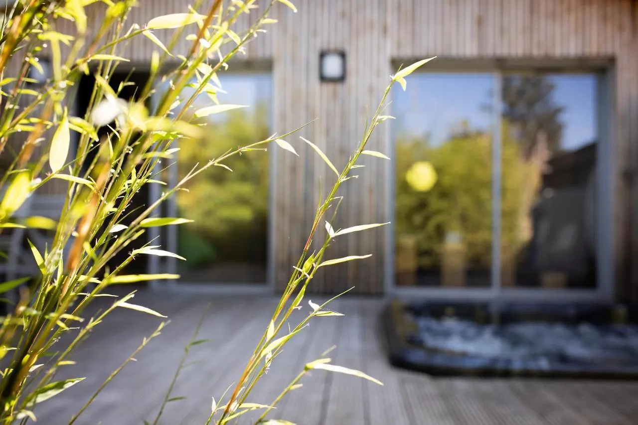 Villa L ABRI spa et détente à Porte Des Pierres Dorees France